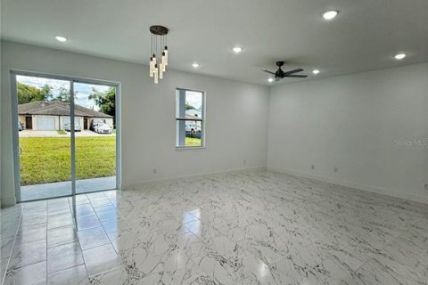 Adosado en alquiler en Kissimmee, Florida, 4 dormitorios, 211.91 m2 № 1908478 - foto 25