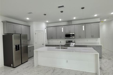 Adosado en alquiler en Kissimmee, Florida, 4 dormitorios, 211.91 m2 № 1908478 - foto 19