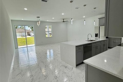 Adosado en alquiler en Kissimmee, Florida, 4 dormitorios, 211.91 m2 № 1908478 - foto 11