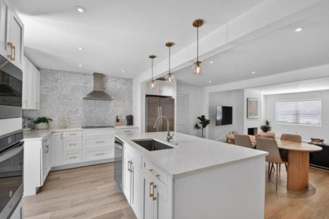 Villa ou maison à vendre à West Palm Beach, Floride: 6 chambres, 222.97 m2 № 2266044 - photo 11