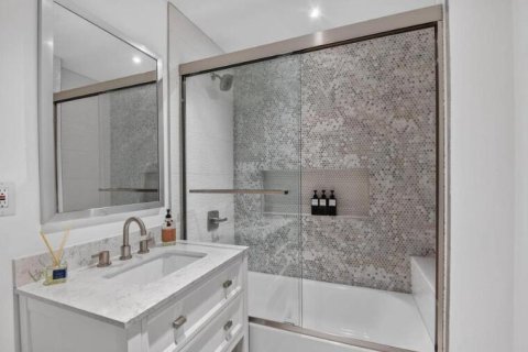 Villa ou maison à vendre à West Palm Beach, Floride: 6 chambres, 222.97 m2 № 2266044 - photo 20