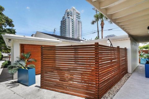 Villa ou maison à vendre à West Palm Beach, Floride: 6 chambres, 222.97 m2 № 2266044 - photo 29