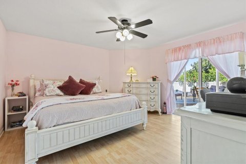 House in Bradenton, Florida 2 bedrooms, 140.93 sq.m. № 1877437 - photo 17