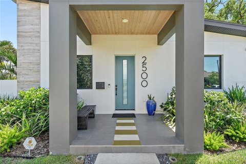 Casa en alquiler en Saint Petersburg, Florida, 4 dormitorios, 226.87 m2 № 1854185 - foto 8
