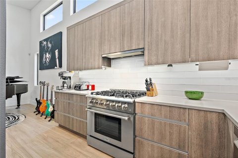 Casa en alquiler en Saint Petersburg, Florida, 4 dormitorios, 226.87 m2 № 1854185 - foto 5