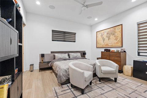 Casa en alquiler en Saint Petersburg, Florida, 4 dormitorios, 226.87 m2 № 1854185 - foto 17