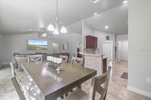 Casa en venta en Port Charlotte, Florida, 3 dormitorios, 163.69 m2 № 1878173 - foto 6