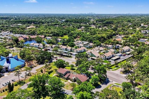 Condo in Tampa, Florida, 2 bedrooms  № 2115297 - photo 24