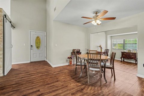 Condo in Tampa, Florida, 2 bedrooms  № 2115297 - photo 9