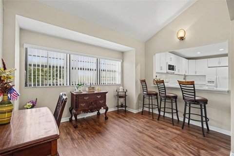 Condo in Tampa, Florida, 2 bedrooms  № 2115297 - photo 12
