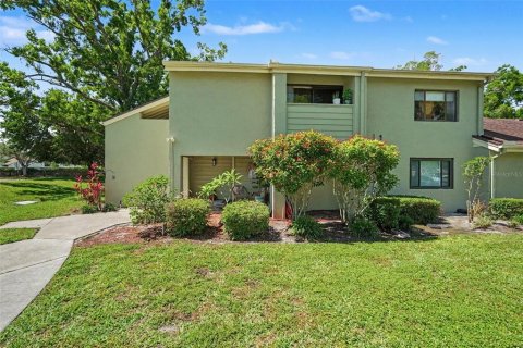 Condominio en Tampa, Florida, 2 dormitorios  № 2115297
