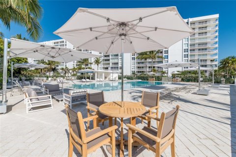 Condominio en venta en Key Biscayne, Florida, 2 dormitorios, 138.98 m2 № 1830681 - foto 26