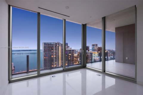 Condo in Miami, Florida, 2 bedrooms  № 1956834 - photo 23