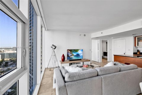 Condo in Hallandale Beach, Florida, 1 bedroom  № 2053069 - photo 8