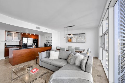 Condo in Hallandale Beach, Florida, 1 bedroom  № 2053069 - photo 12