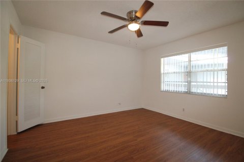 Copropriété à louer à Coral Springs, Floride: 2 chambres, 117.06 m2 № 1997507 - photo 11