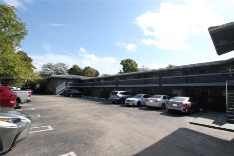 Copropriété à louer à Coral Springs, Floride: 2 chambres, 117.06 m2 № 1997507 - photo 28