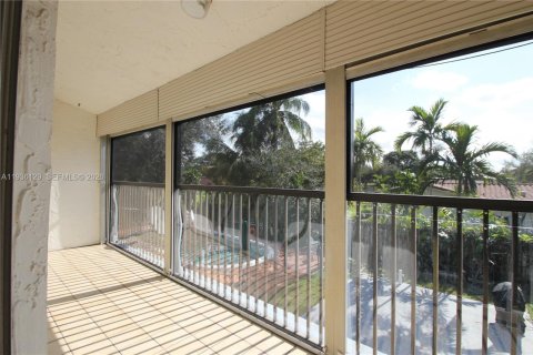 Copropriété à louer à Coral Springs, Floride: 2 chambres, 117.06 m2 № 1997507 - photo 21