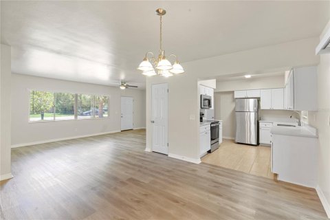 House in Clearwater, Florida 3 bedrooms, 157.1 sq.m. № 1834658 - photo 7