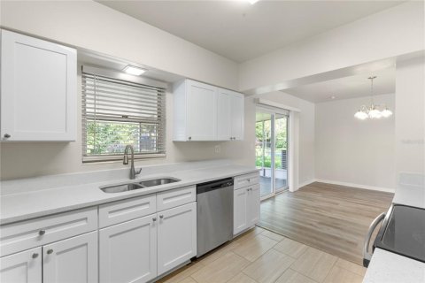House in Clearwater, Florida 3 bedrooms, 157.1 sq.m. № 1834658 - photo 3
