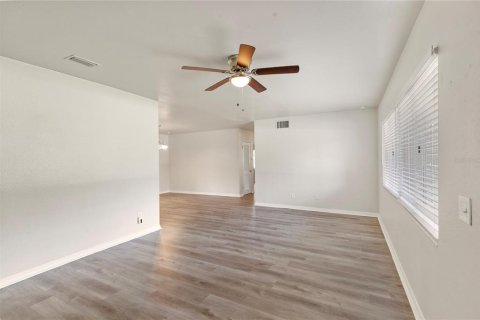 House in Clearwater, Florida 3 bedrooms, 157.1 sq.m. № 1834658 - photo 10