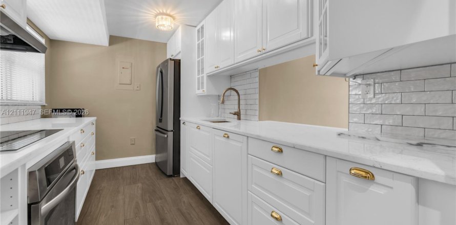 Condo à Miami Beach, Floride, 2 chambres  № 2431293