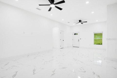 Villa ou maison à vendre à Orange City, Floride: 3 chambres, 150.04 m2 № 1354938 - photo 4