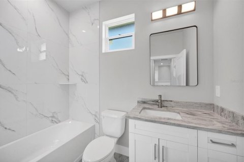 Villa ou maison à vendre à Rotonda, Floride: 3 chambres, 149.39 m2 № 2100565 - photo 23