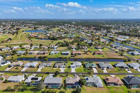 Villa ou maison à vendre à Rotonda, Floride: 3 chambres, 149.39 m2 № 2100565 - photo 5