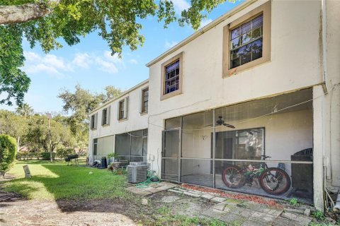 Townhouse in Sunrise, Florida 3 bedrooms, 146.79 sq.m. № 1947756 - photo 20