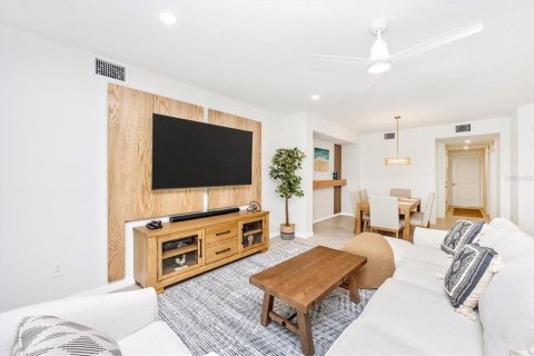 Condo in Venice, Florida, 3 bedrooms in WELLEN PARK  № 1875762 - photo 17
