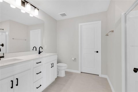 Villa ou maison à louer à Kissimmee, Floride: 4 chambres, 205.04 m2 № 2388570 - photo 15