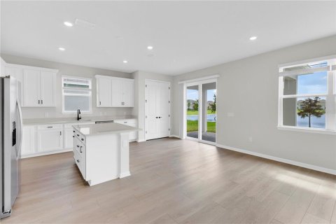 Villa ou maison à louer à Kissimmee, Floride: 4 chambres, 205.04 m2 № 2388570 - photo 6