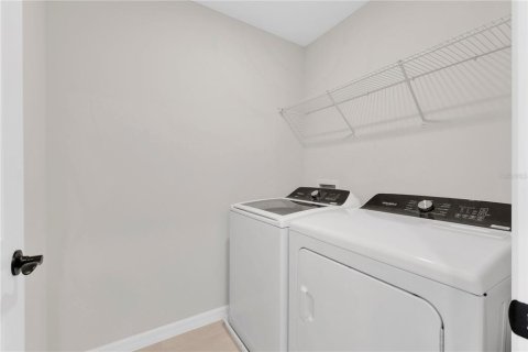 Villa ou maison à louer à Kissimmee, Floride: 4 chambres, 205.04 m2 № 2388570 - photo 20
