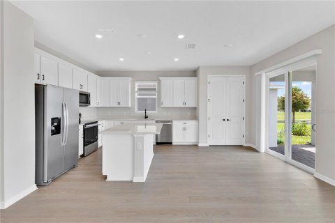 Villa ou maison à louer à Kissimmee, Floride: 4 chambres, 205.04 m2 № 2388570 - photo 5