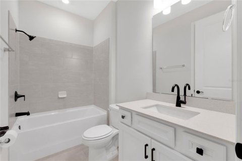 Villa ou maison à louer à Kissimmee, Floride: 4 chambres, 205.04 m2 № 2388570 - photo 11