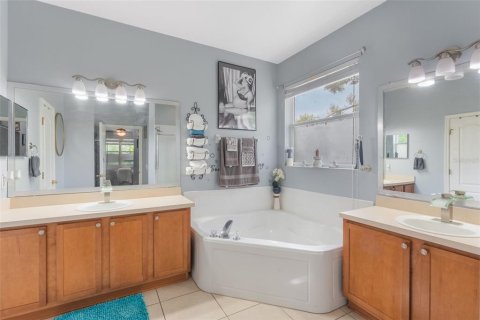 Villa ou maison à vendre à Kissimmee, Floride: 4 chambres, 255.39 m2 № 1903538 - photo 26