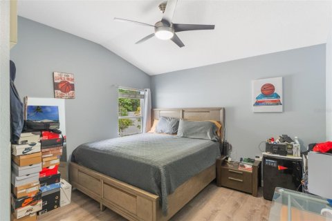 Villa ou maison à vendre à Kissimmee, Floride: 4 chambres, 255.39 m2 № 1903538 - photo 22