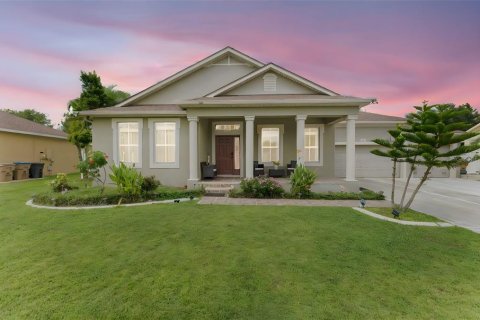 Villa ou maison à vendre à Kissimmee, Floride: 4 chambres, 255.39 m2 № 1903538 - photo 4