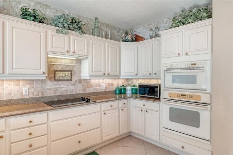 Copropriété à vendre à Lakewood Ranch, Floride: 3 chambres, 184.23 m2 № 2427008 - photo 18