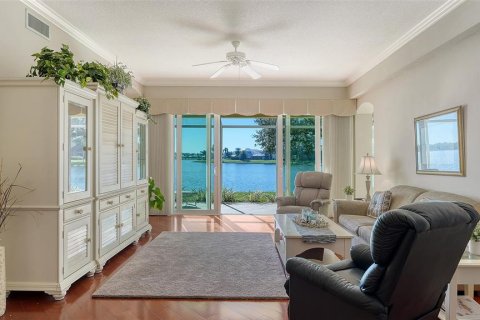 Copropriété à vendre à Lakewood Ranch, Floride: 3 chambres, 184.23 m2 № 2427008 - photo 13