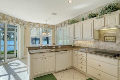 Copropriété à vendre à Lakewood Ranch, Floride: 3 chambres, 184.23 m2 № 2427008 - photo 19
