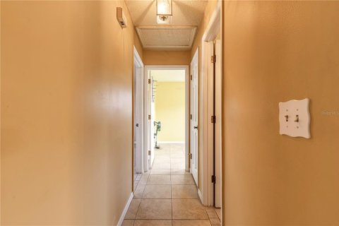 Villa ou maison à vendre à Deltona, Floride: 2 chambres, 116.5 m2 № 2360992 - photo 4