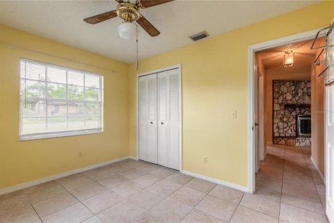 Villa ou maison à vendre à Deltona, Floride: 2 chambres, 116.5 m2 № 2360992 - photo 15