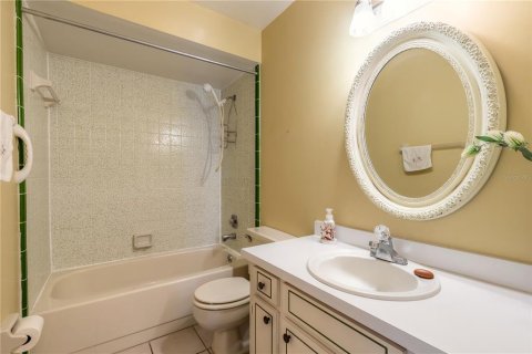 Villa ou maison à vendre à Deltona, Floride: 2 chambres, 116.5 m2 № 2360992 - photo 16