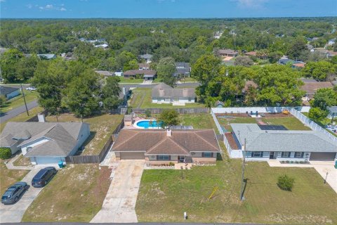 Villa ou maison à vendre à Deltona, Floride: 2 chambres, 116.5 m2 № 2360992 - photo 22