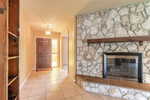 Villa ou maison à vendre à Deltona, Floride: 2 chambres, 116.5 m2 № 2360992 - photo 6
