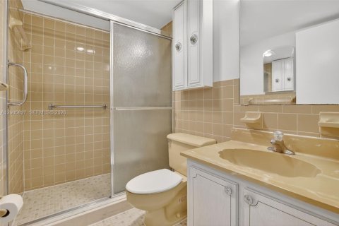 Condominio en venta en Oakland Park, Florida, 2 dormitorios, 84.73 m2 № 2069685 - foto 10