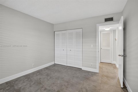 Condominio en venta en Oakland Park, Florida, 2 dormitorios, 84.73 m2 № 2069685 - foto 21