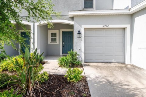 Adosado en venta en Wesley Chapel, Florida, 3 dormitorios, 127.55 m2 № 2114000 - foto 2